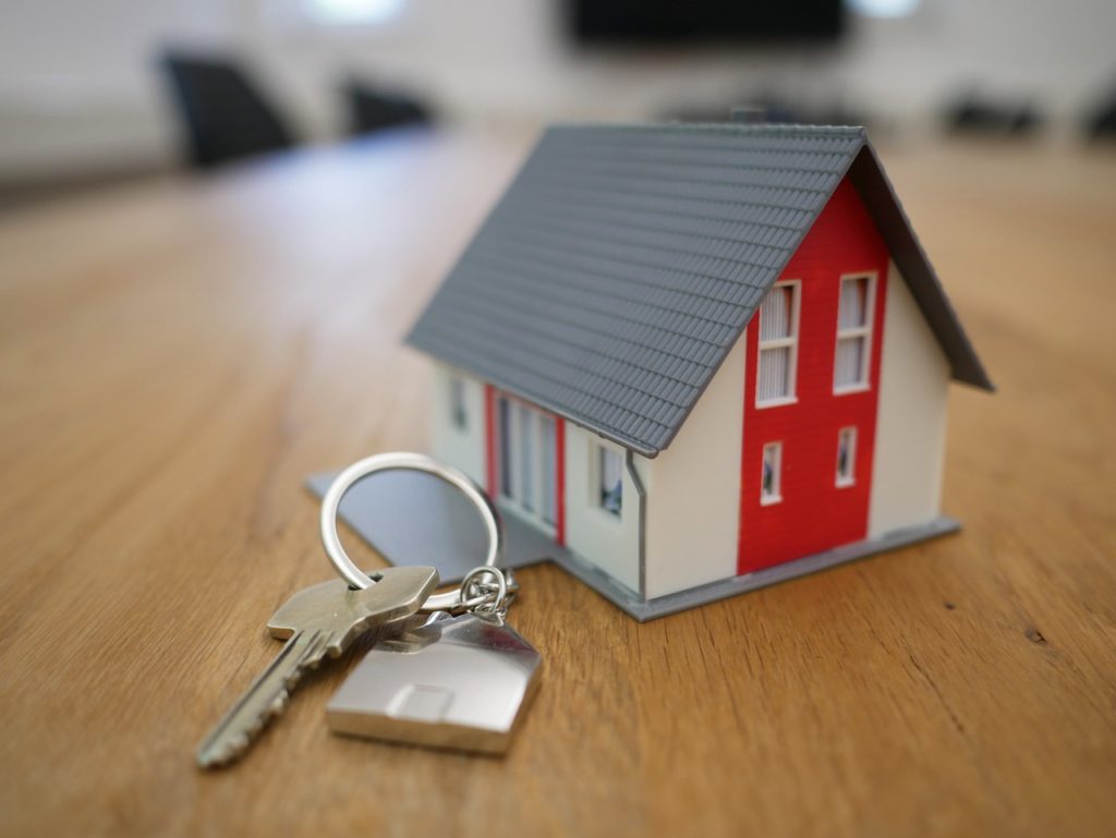 Build A House House For Sale  - TierraMallorca / Pixabay