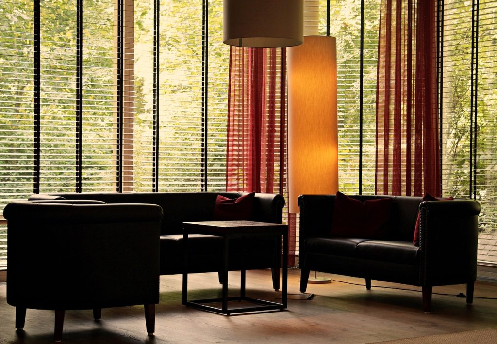 Lobby Lounge Seat Lamps Impression  - pixel2013 / Pixabay