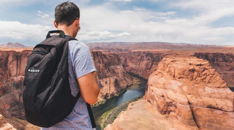 backpacker, grand canyon, horseshoe bend, gorge, backpacking, adventure, arid, canyon, cliff, desert, erosion, geology, landscape, outdoors, remote, rock, sandstone, scenic, travel, valley, man, hike, nature, hiker, trek, backpack